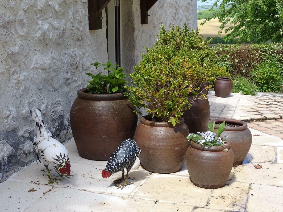 Ferienwohnung Bergerie Le Vieux Manoir Valeilles Exterior foto